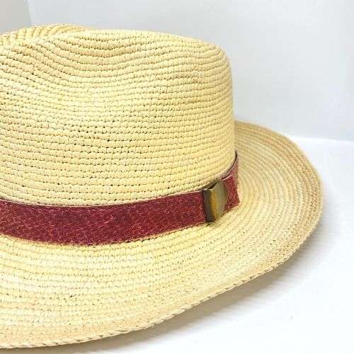 Sombrero Aura